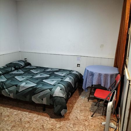 Habitacion Tranquila Y Familiar Madrid Exterior foto